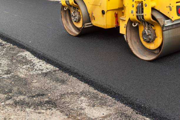 Best Residential Driveway Paver Services  in Elburn, IL